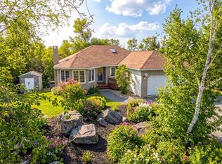 219 Moirs Mill Rd, Halifax, NS B4A 3W2