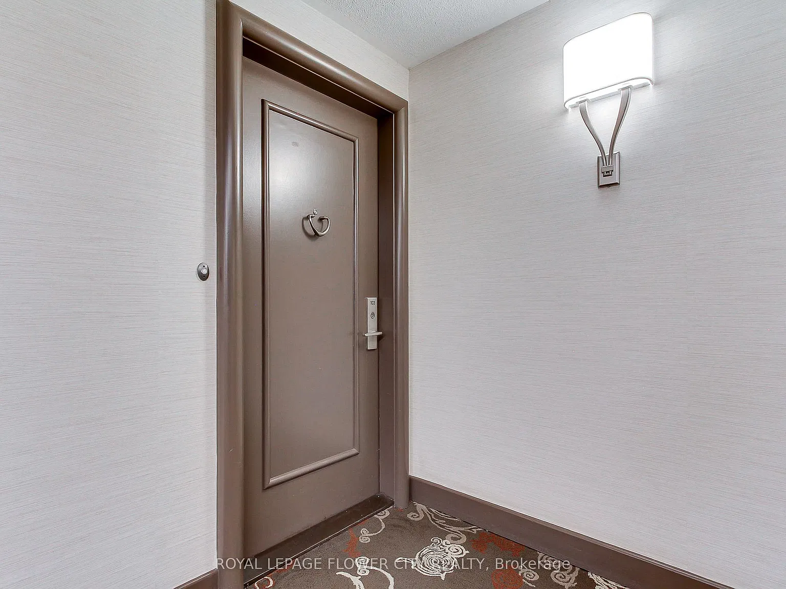 2 bed, $4,200 — Photo 4