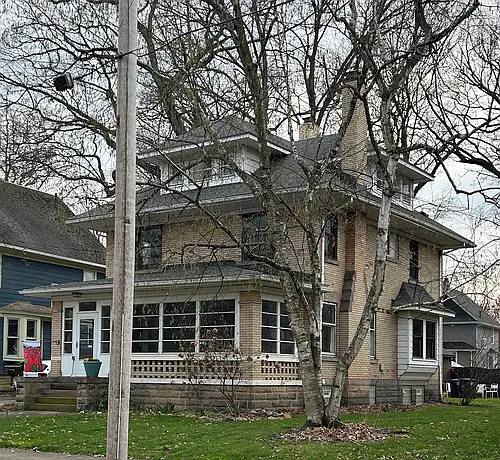 124 Oakdale Ave Photo 1