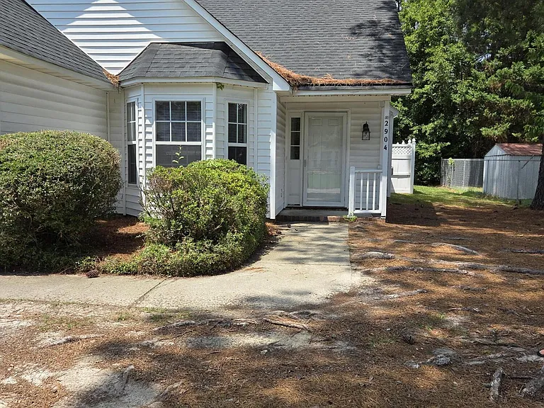 2904 Rockport Dr — Photo 2