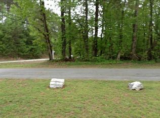 5725 Cains Cove Rd, Cumming, GA 30041