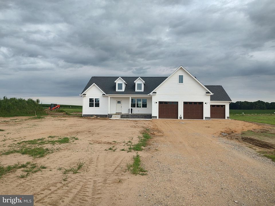 1st image of 461 Eagle Manor Dr
