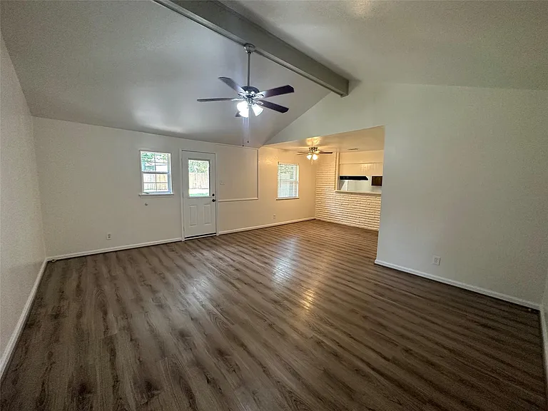5919 Ludington Dr — Photo 4