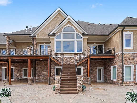 3rd image of 7699 N County Line Rd