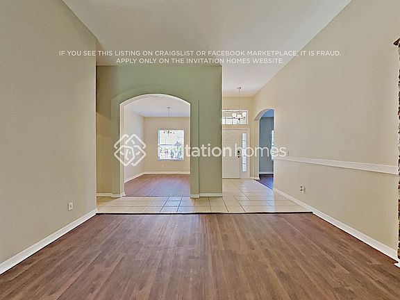 3rd image of 11907 Summer Springs Dr
