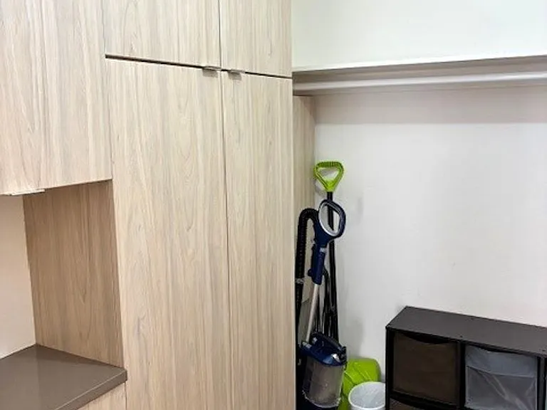 240 E La Bonte St #52 — Photo 5