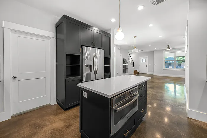2821 Castro St #1 — Photo 7
