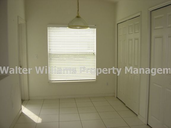 4th image of 27 Bishop Ln