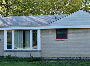 624 Shermer Rd, Glenview, IL 60025