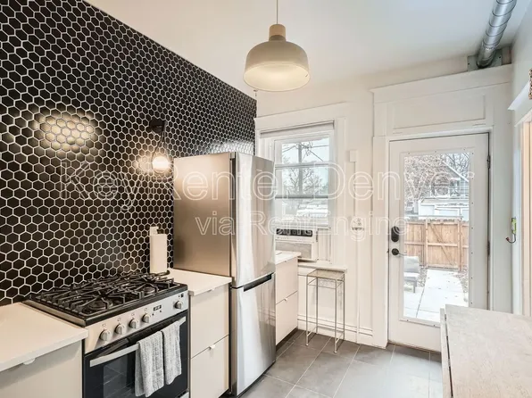 227 S Logan St APT 1, Denver, CO 80209