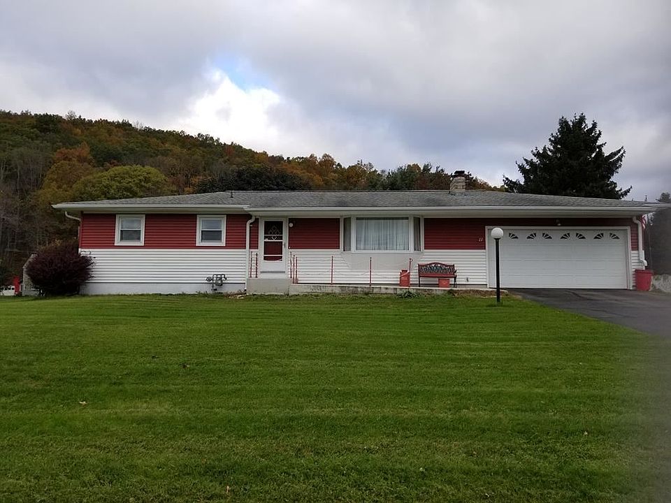 1st image of 11 Reynolds Dr