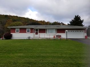 11 Reynolds Dr, Horseheads, NY 14845