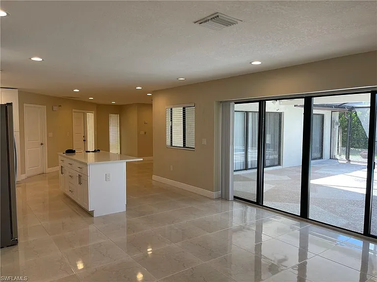 255 Pine Valley Cir — Photo 4