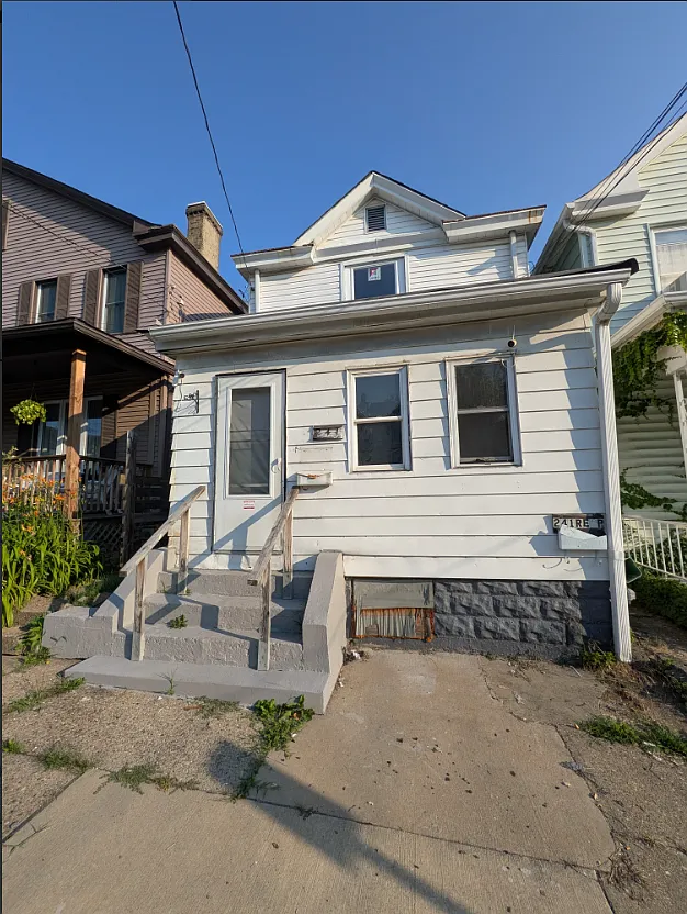 241 E 18th Ave #1 photo 1