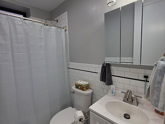 4th image of 580 W 172nd St #4B