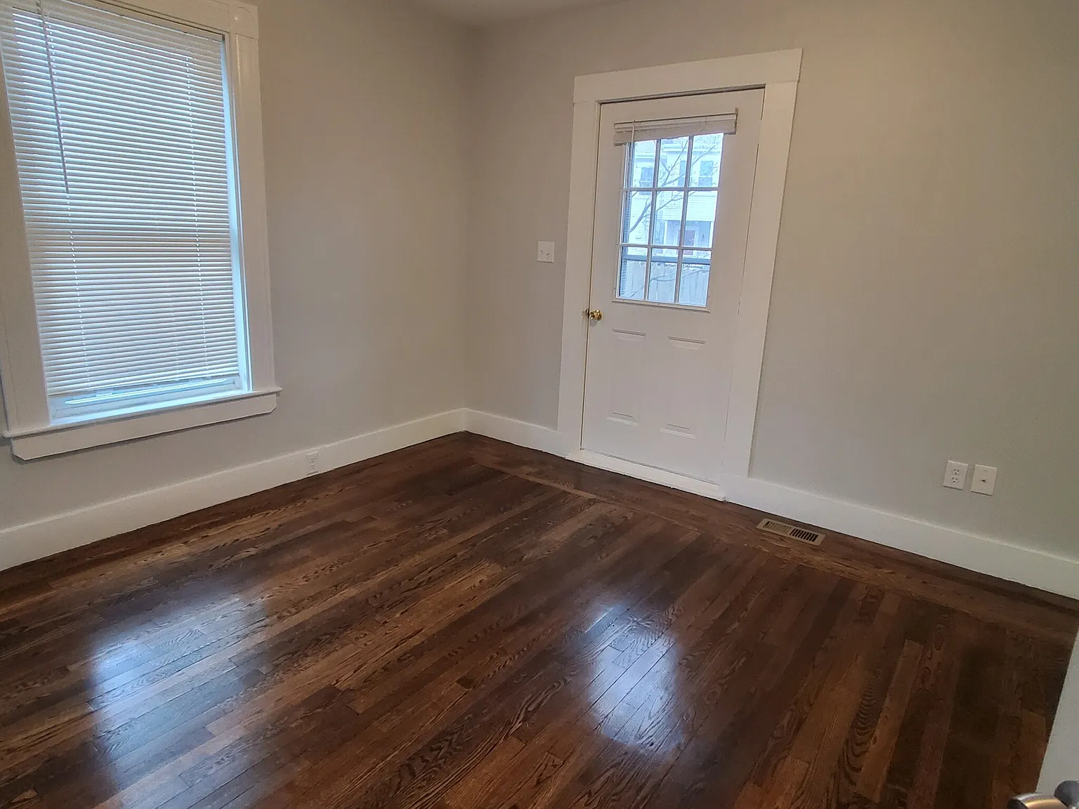 1 bed, 800 sqft, $2,950 — Photo 1