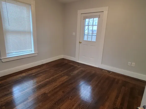 11 Fletcher Ter, Watertown, MA