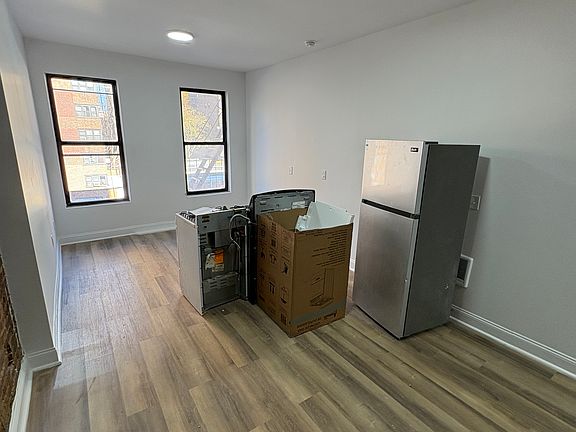 2nd image of 234 E 106th St #3A2