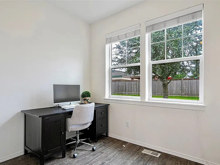 15 164th St SW #D3 — Photo 9