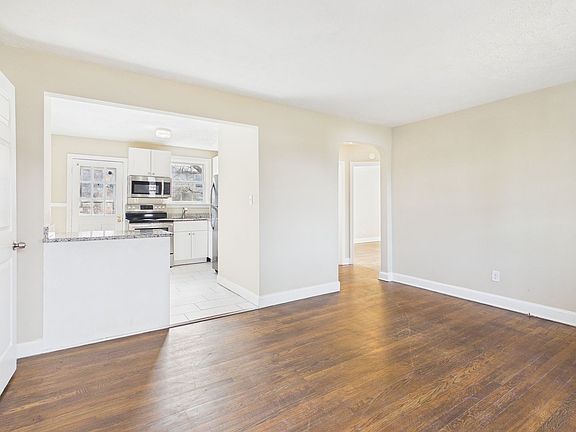 4th image of 4611 Eastover Ave