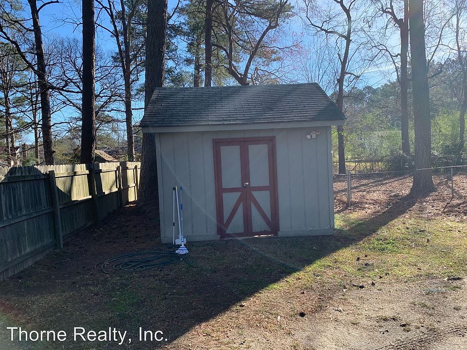 2nd image of 415 Ansley St