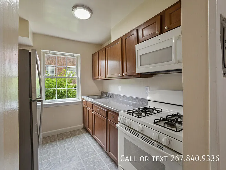 10 Danbury St SE #5F — Photo 23