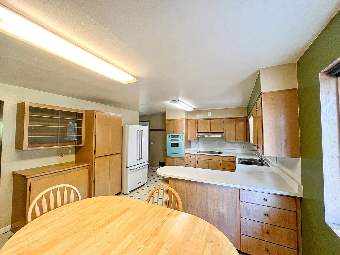 Separate living spaces! — Photo 3