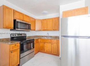 979 SW 10th St APT 2, Miami, FL 33130