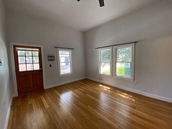 3rd image of 2316 E 12th Ave