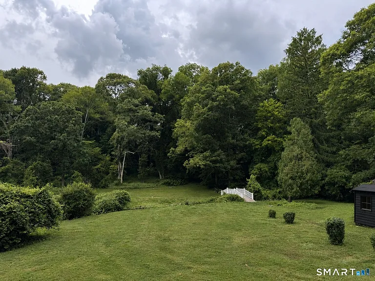 30 Brookridge Dr — Photo 18