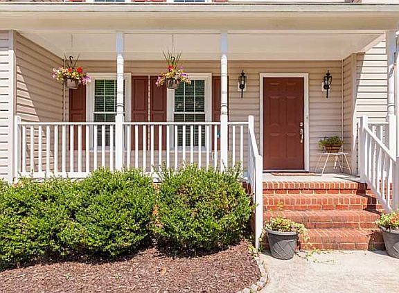 2nd image of 179 Wellington Cir