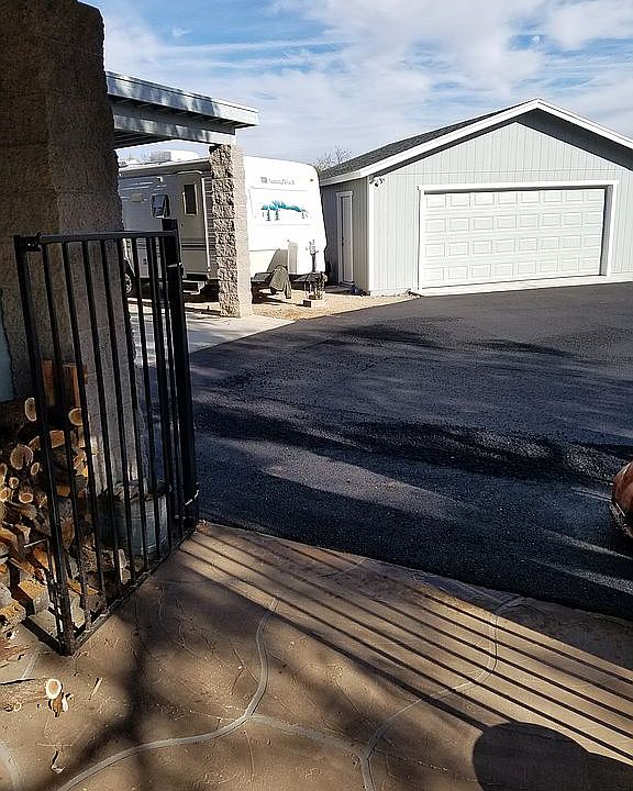 2nd image of 16057 N Swan Rd