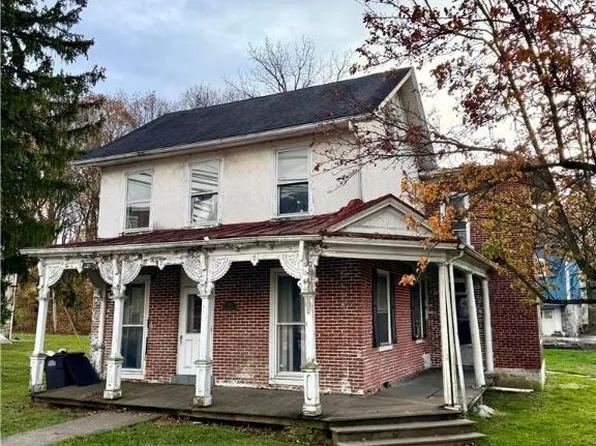4856 Huckleberry Rd, Orefield, PA 18069