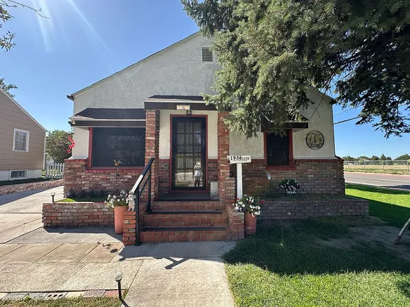 1936 11th Ave, Scottsbluff, NE 69361