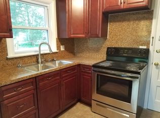 6 Bowman Rd, Lancaster, PA 17602