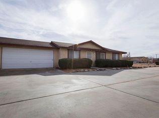 15757 Wanaque Rd APT A, Apple Valley, CA 92307