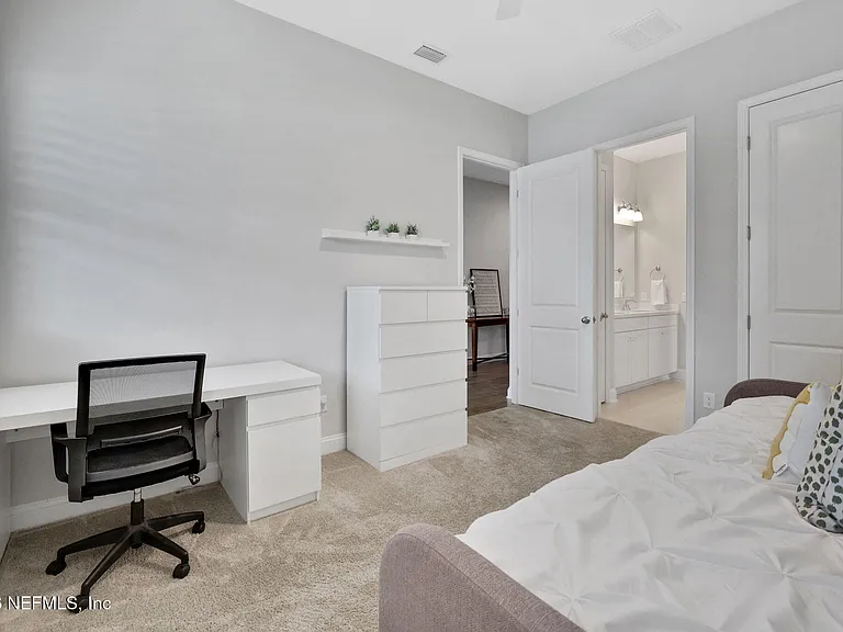 102 Seabrook Dr — Photo 41