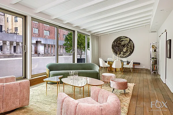 Rented by Fox Residential Group | media 3