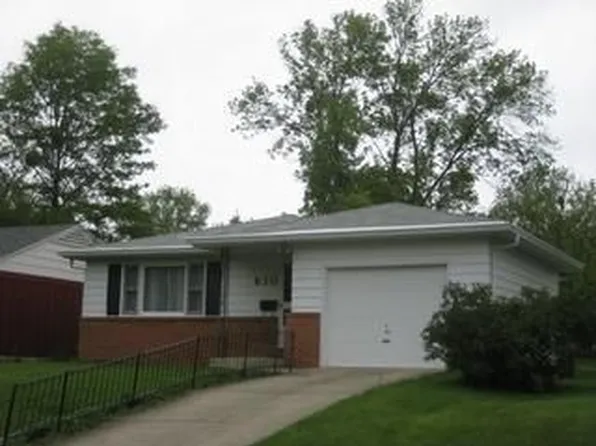 610 W 9th St, Marysville, OH 43040