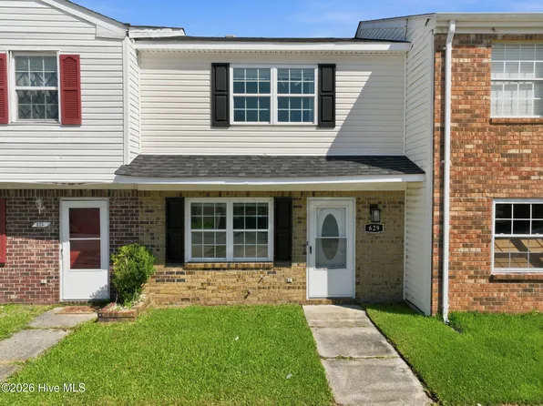 629 Myrtlewood Circle, Jacksonville, NC 28546