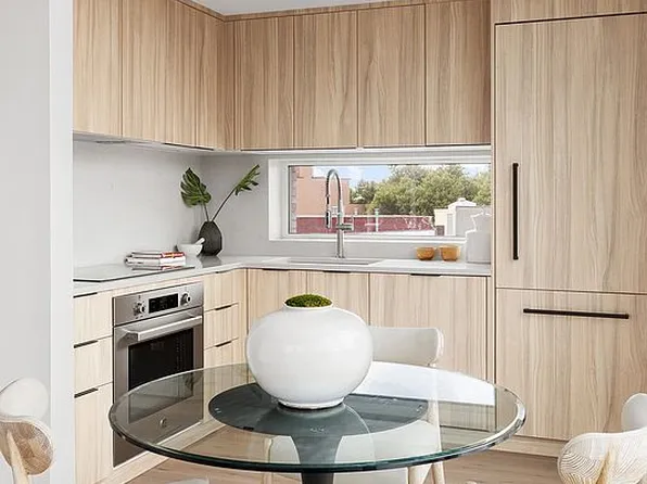 128 Woodpoint Rd #5, Brooklyn, NY 11211