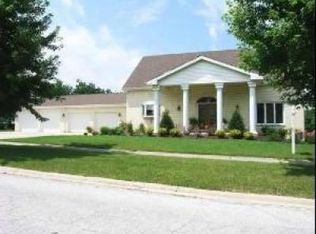 608 Melrose Ln, Beecher, IL