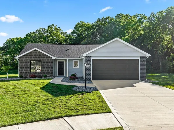 1114 Herdsman Blvd, Huntertown, IN 46748