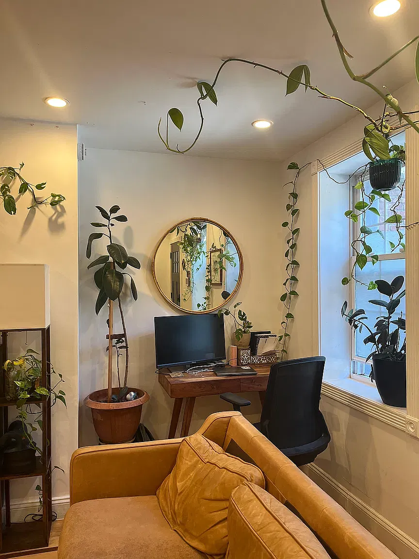 585 Van Buren Street — Photo 3