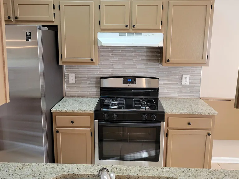 6286 Wellington Ct — Photo 43