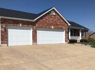 151 Cuivre Ridge Dr, Troy, MO 63379