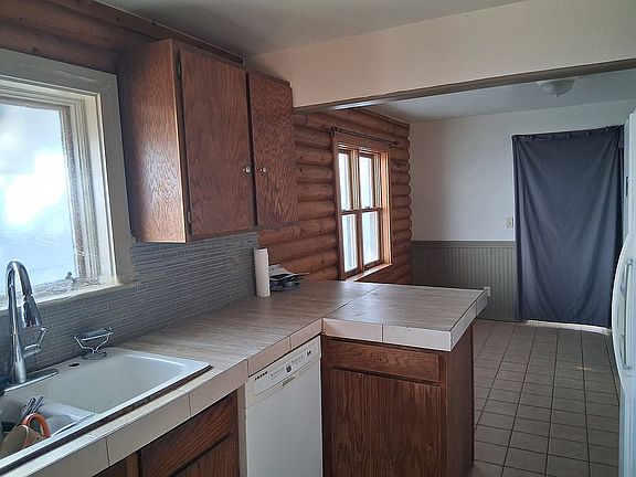 3rd image of 7801 W Beacon Light Rd