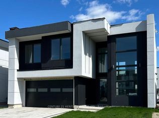 3716 Quayside Dr, Severn, ON L3V8M9