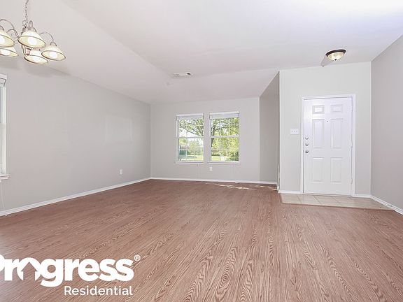 2nd image of 1308 Willow Springs Ct