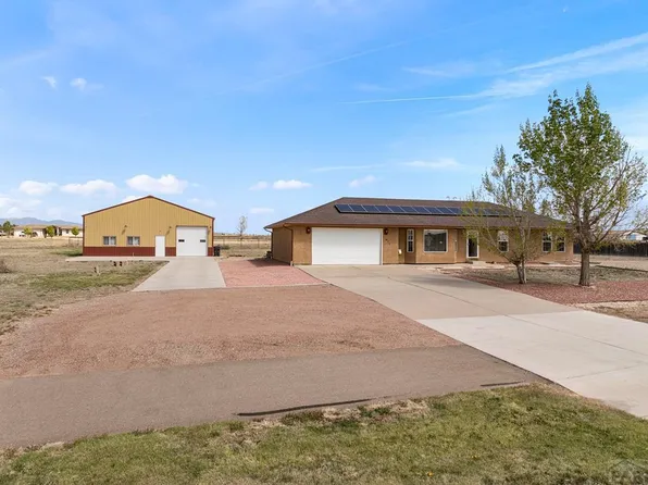 477 E McCulloch Blvd, Pueblo West, CO 81007